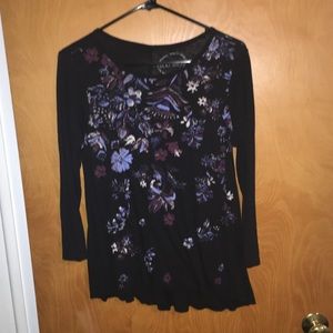 Lucky brand Sz Sml Black floral tee